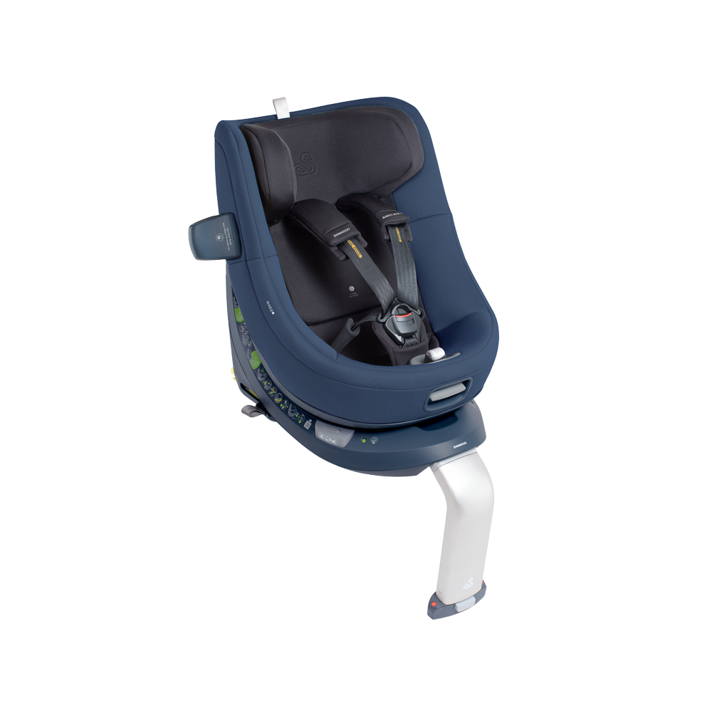 Fabric color blue of the i-Size car seat red