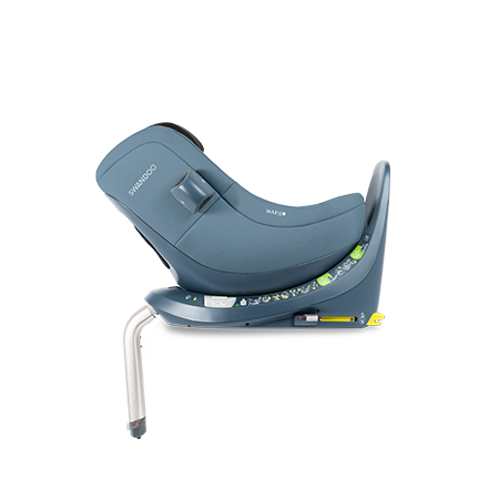 Marie car safety seat sideview with blueberry color